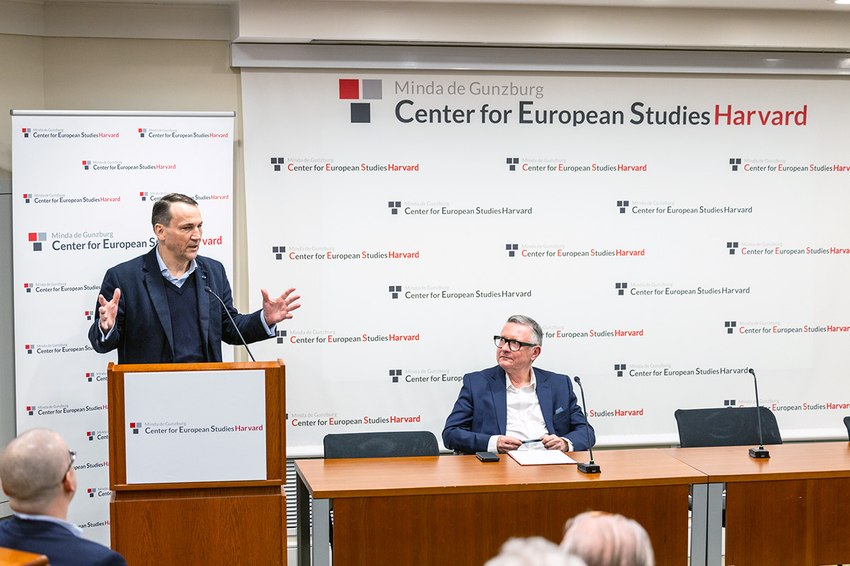 Konferencje językoznawcze w szkołach wyższych – aktualne trendy i perspektywy rozwoju polonistyki akademickiej Konferencje naukowe w szkołach polonistycznych umożliwiają wymianę badań i integrację środowiska akademickiego